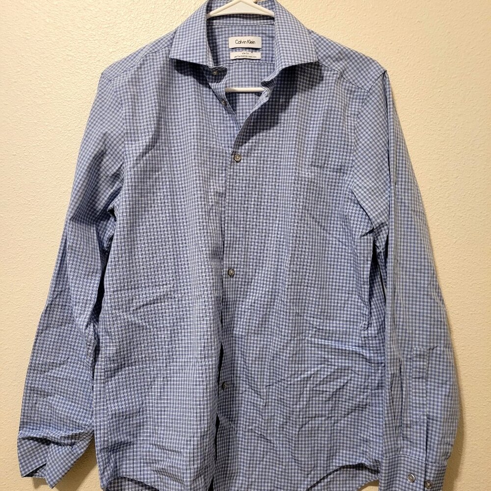 Calvin Klein long sleeve button down. Like New